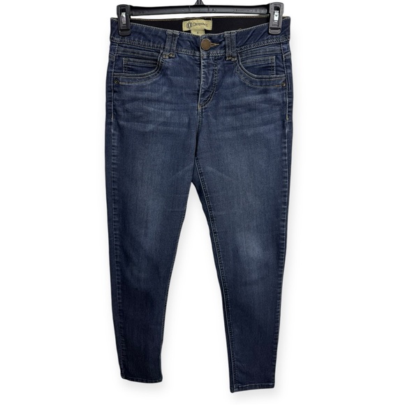 Democracy Blue Skinny Jeans with Tapered Leg with‎ Ab Technology - Picture 1 of 2